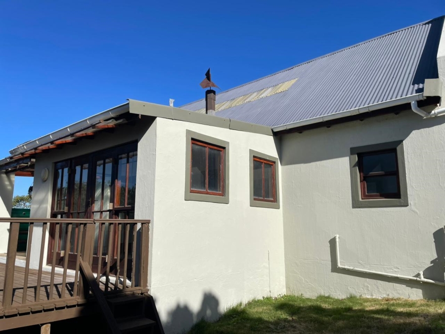 4 Bedroom Property for Sale in Bathurst Eastern Cape
